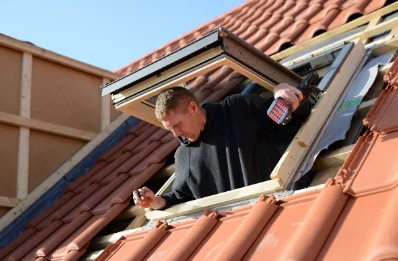 Pose de fenêtres de toit Velux à Lublé